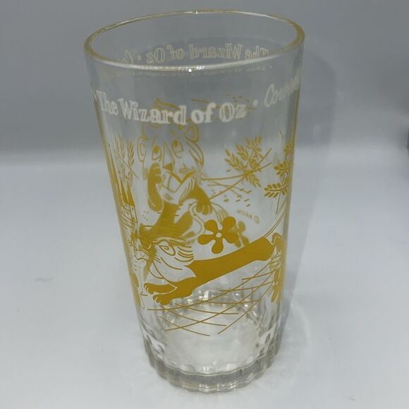 VINTAGE BAUM Wizard Of Oz The Cowardly Lion Drinking Glass - Picture 3 of 4